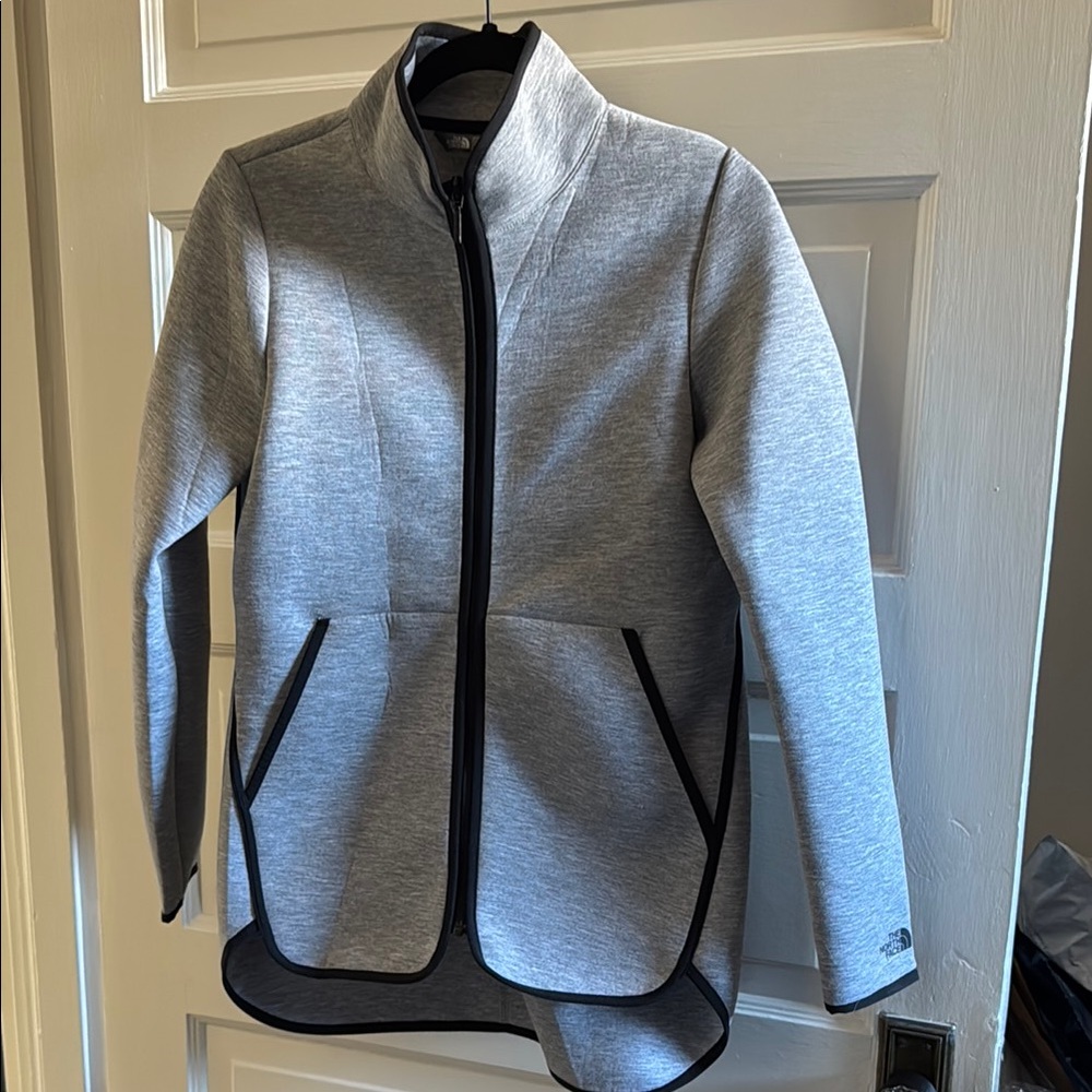 North Face gray zip up sweatshirt/jacket. Like new